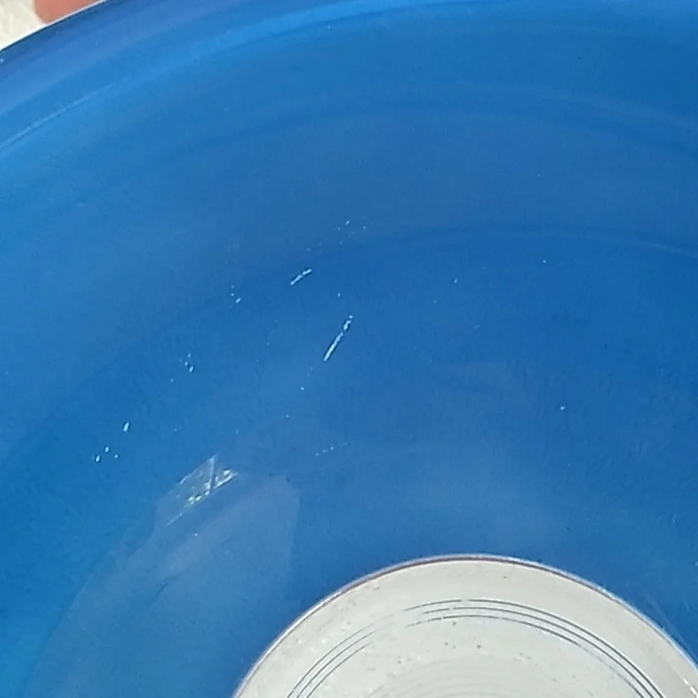 Pyrex 325 cobalt blue mixing bowl 2.5L with clear glass bottom - Picture 12 of 13